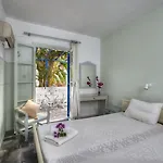 Aegean Village פארוס