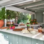 Aegean Village מלון דירות