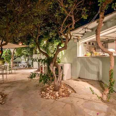 Aegean Village شقة فندقية باروس