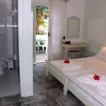 Aparthotel Aegean Village 2*