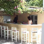 Aegean Village Lägenhetshotell Páros